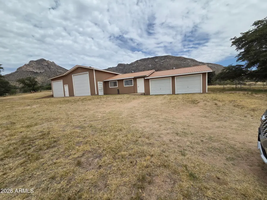 5453 E Forest Lane, Hereford, AZ 85615 - #3