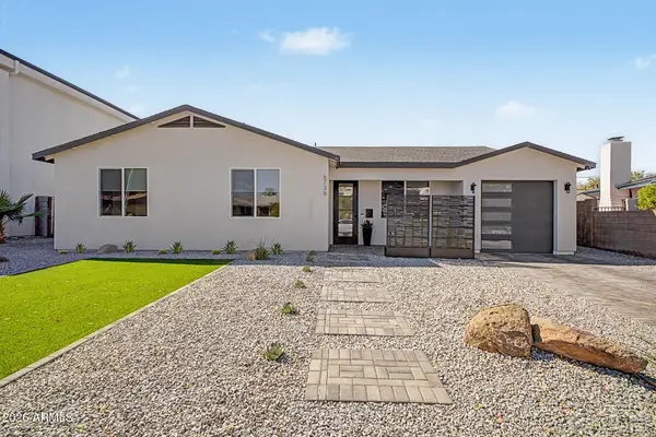 6736 E 1st Avenue, Scottsdale, AZ 85251
