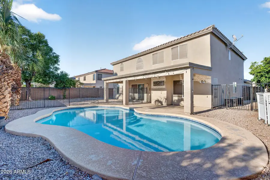 716 S Cardinal Street, Gilbert, AZ 85296 - #2