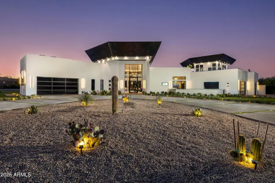 8402 E Cactus Wren Road, Scottsdale, AZ 85250 - #2