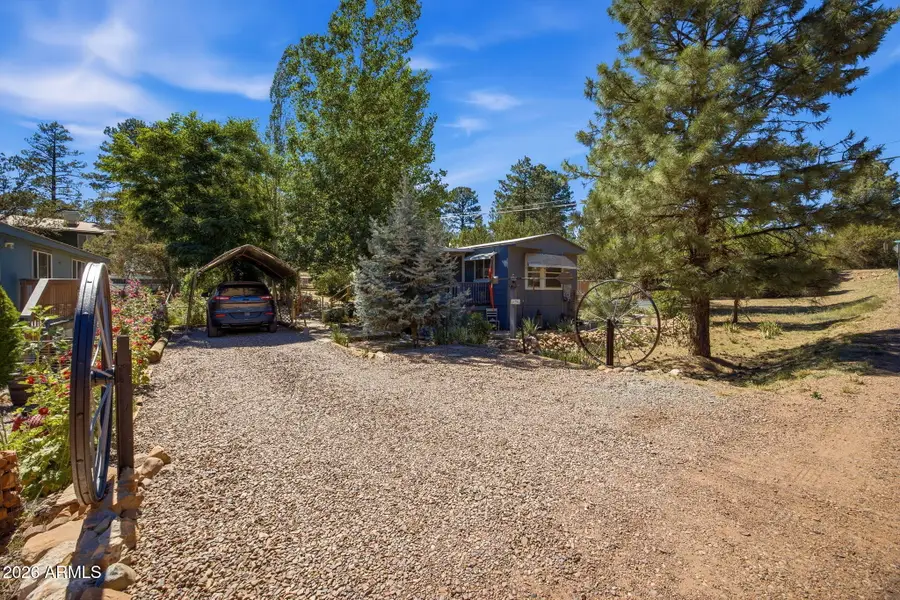 3490 Black Bear Run, Overgaard, AZ 85933 - #2
