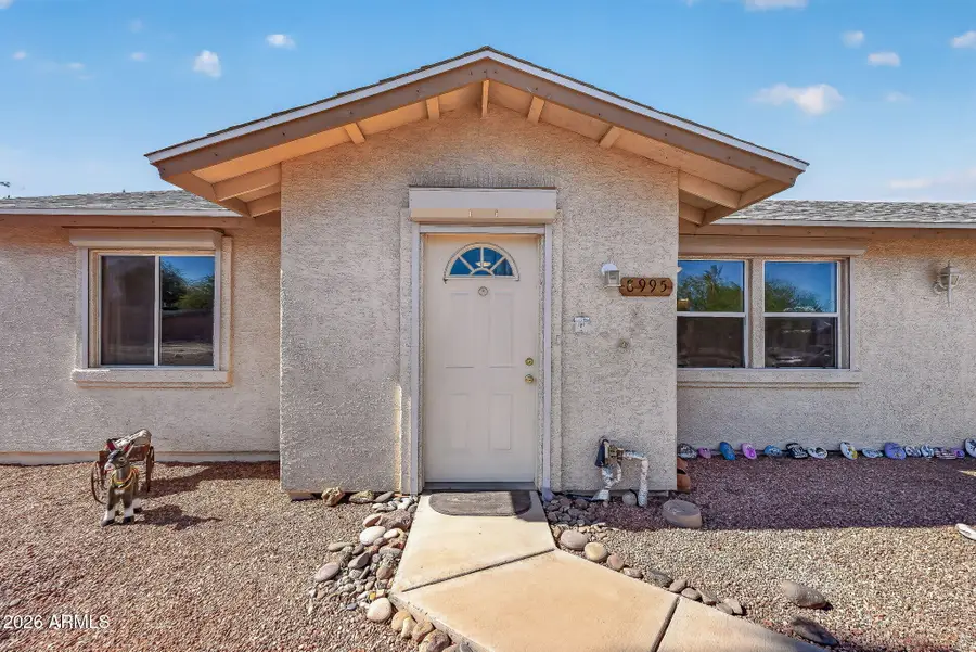 8995 W Santa Cruz Boulevard, Arizona City, AZ 85123 - #3