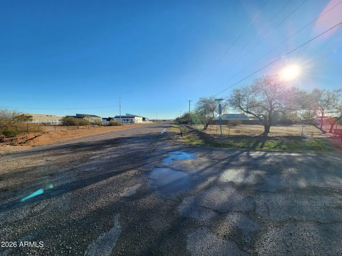 4145 N Valley Drive #5, Eloy, AZ 85131 - #1