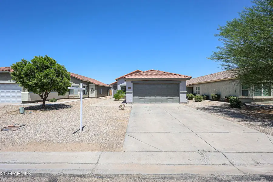 1098 E Nardini Street, San Tan Valley, AZ 85140 - #2