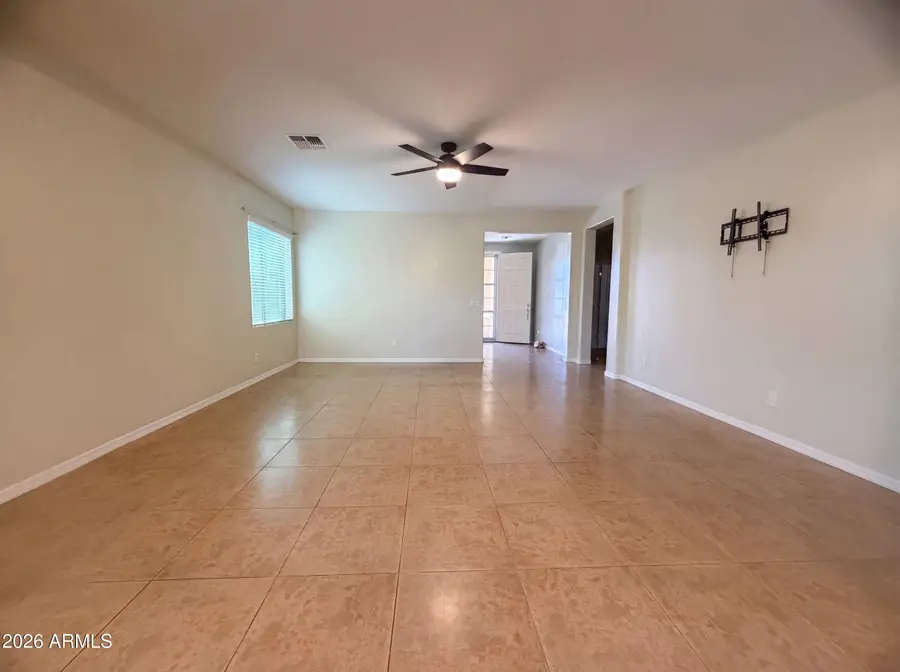 875 W Ayrshire Trail, San Tan Valley, AZ 85143 - #3