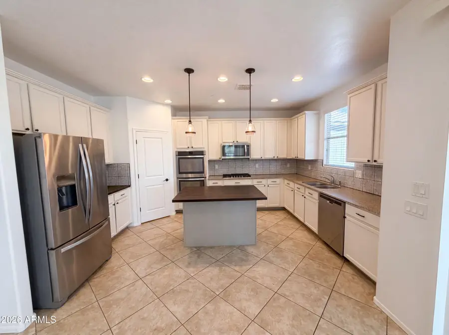 21276 W Berkeley Road, Buckeye, AZ 85396 - #2