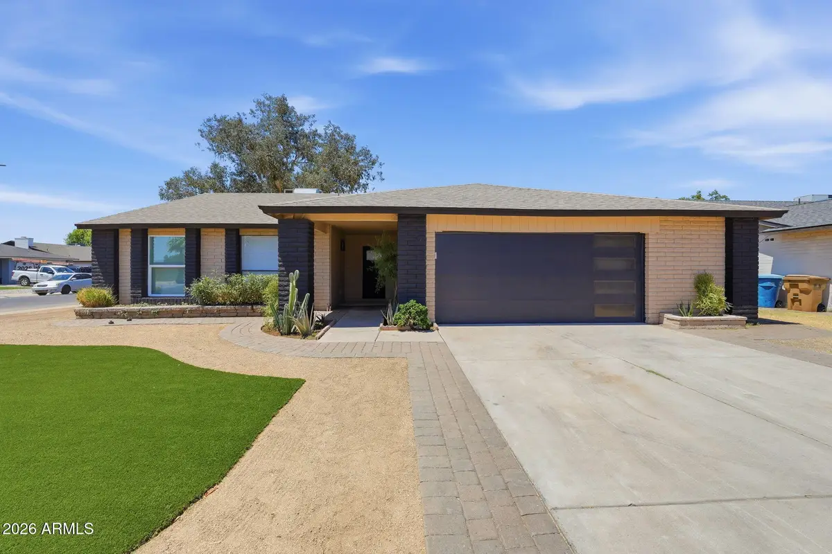 4062 W Christy Drive, Phoenix, AZ 85029 - #1