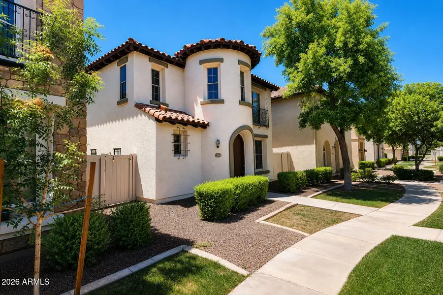 969 S Huish Drive, Gilbert, AZ 85296 - #2