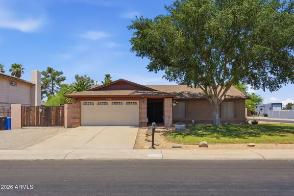 3102 W Waltann Lane, Phoenix, AZ 85053