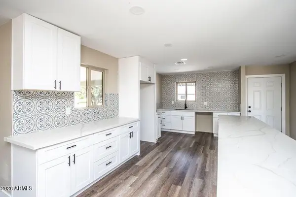 3401 W Diana Avenue, Phoenix, AZ 85051