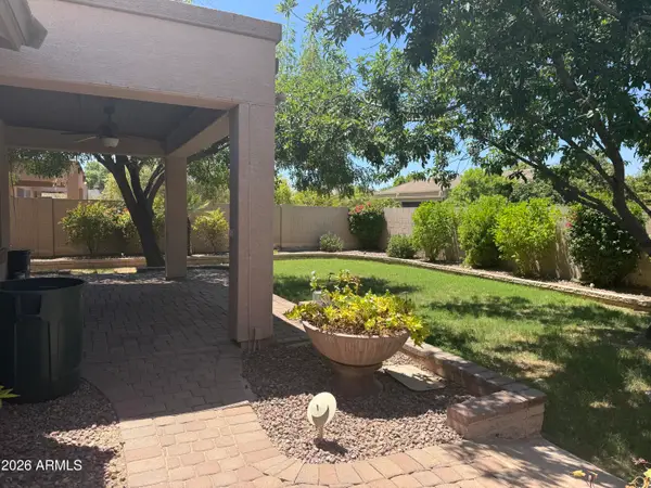 1122 E Longhorn Place, Chandler, AZ 85286