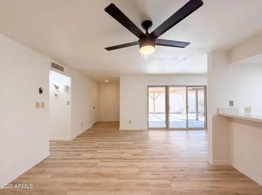 5208 E Tamblo Drive, Phoenix, AZ 85044 - #3