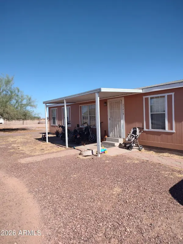 27419 N 204th Avenue, Wittmann, AZ 85361