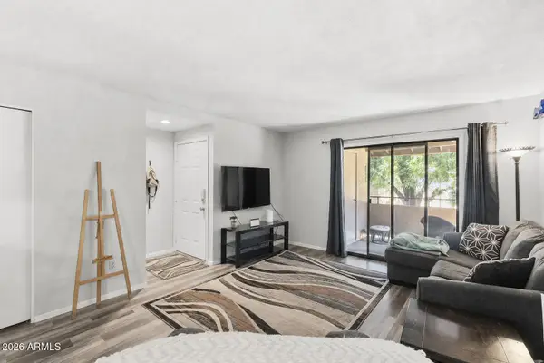 2146 W Isabella Avenue #215, Mesa, AZ 85202