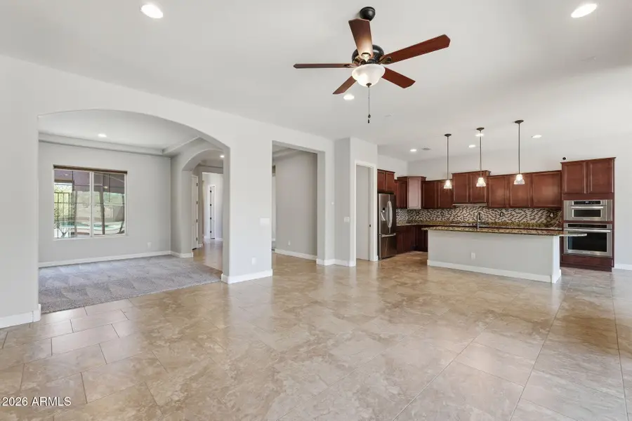 1328 W Cavedale Drive, Phoenix, AZ 85085 - #2