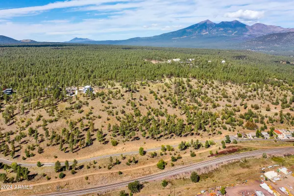 1300 W Lower Coconino Avenue, Flagstaff, AZ 86001