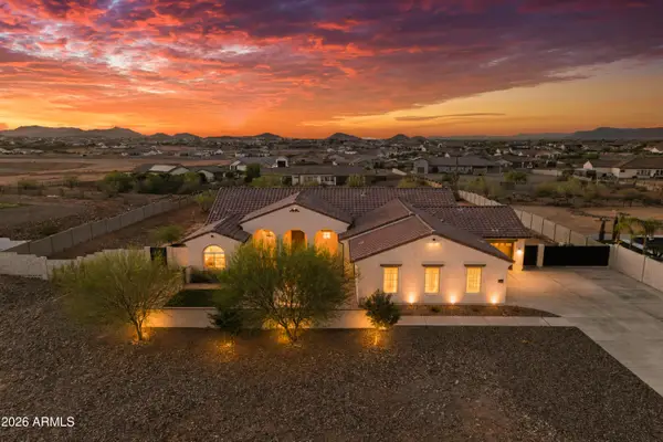 498 W Chase Street, San Tan Valley, AZ 85143