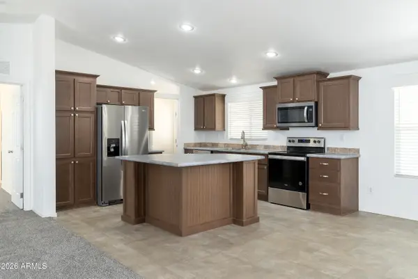 8601 N 71st Avenue #70, Glendale, AZ 85301