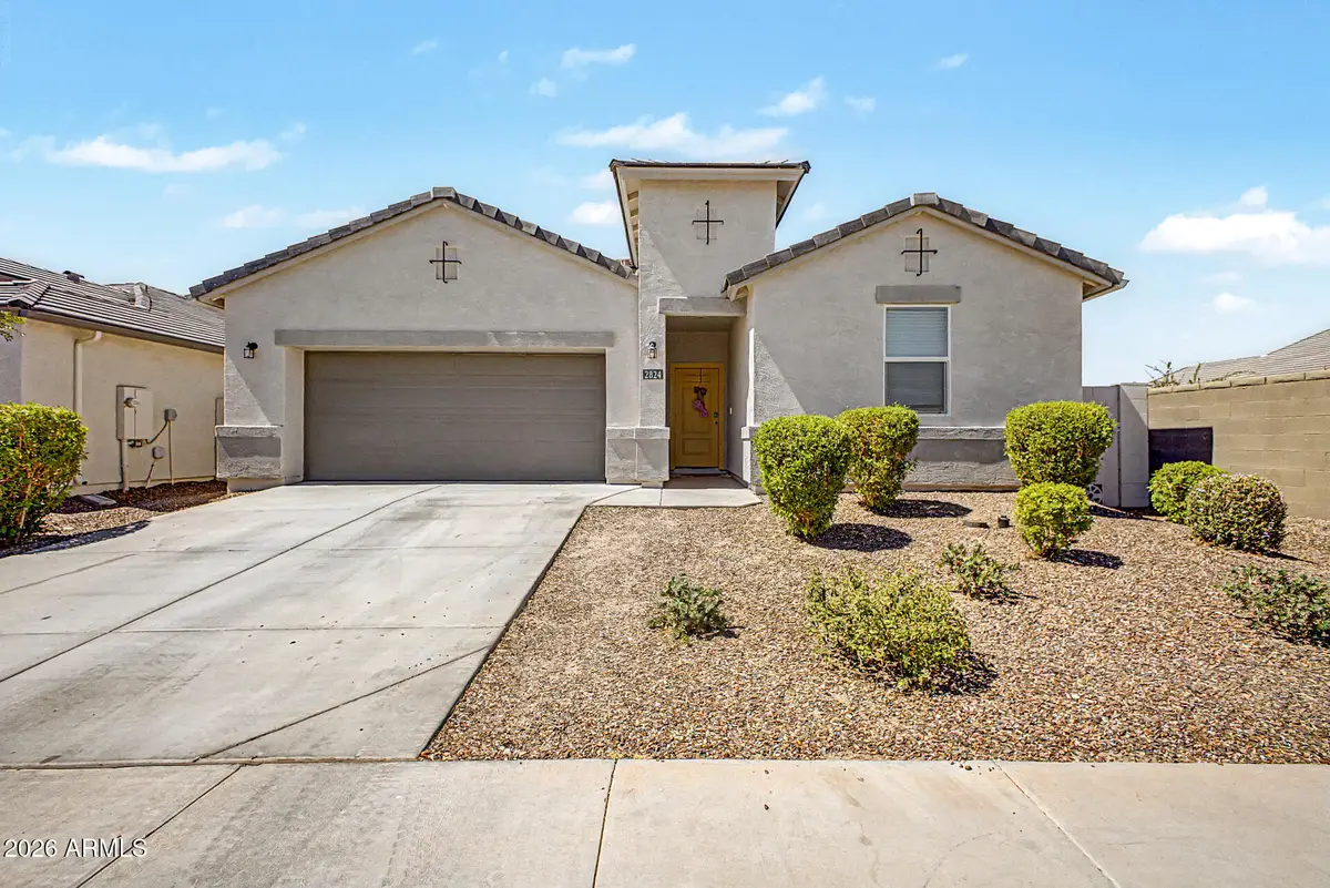 2824 W Seaver Avenue, Apache Junction, AZ 85120 - #1