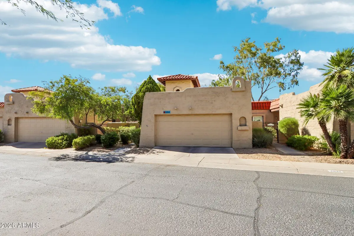2936 W Juniper Avenue, Phoenix, AZ 85053 - #1