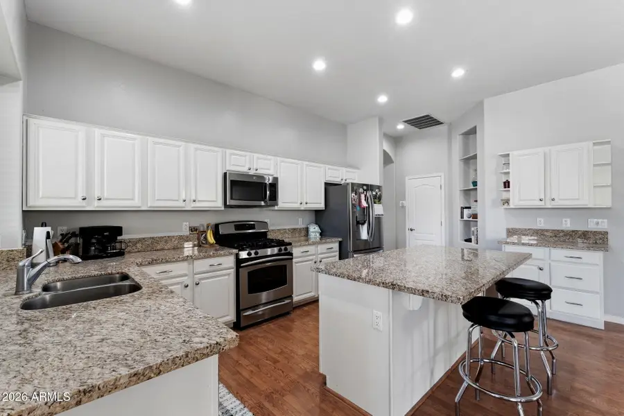 1252 W Bruce Avenue, Gilbert, AZ 85233 - #3