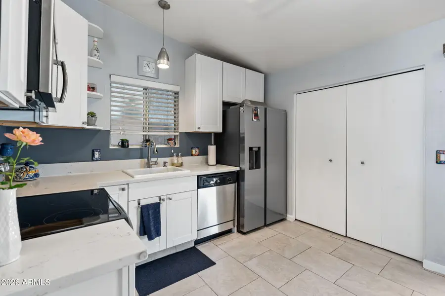421 E Behrend Drive E, Phoenix, AZ 85024 - #3
