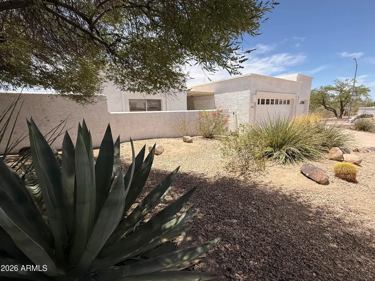 1301 E Rowlands Lane, Phoenix, AZ 85022 - #1
