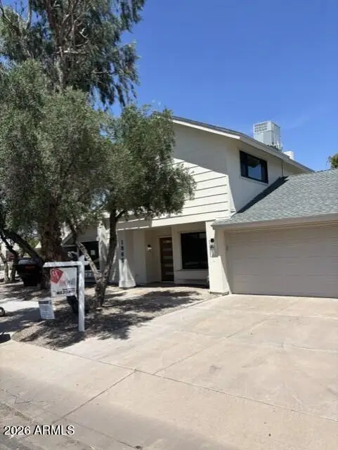 1865 S Ash Circle, Mesa, AZ 85202