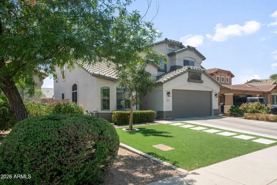 717 E Leslie Avenue, San Tan Valley, AZ 85140 - #2
