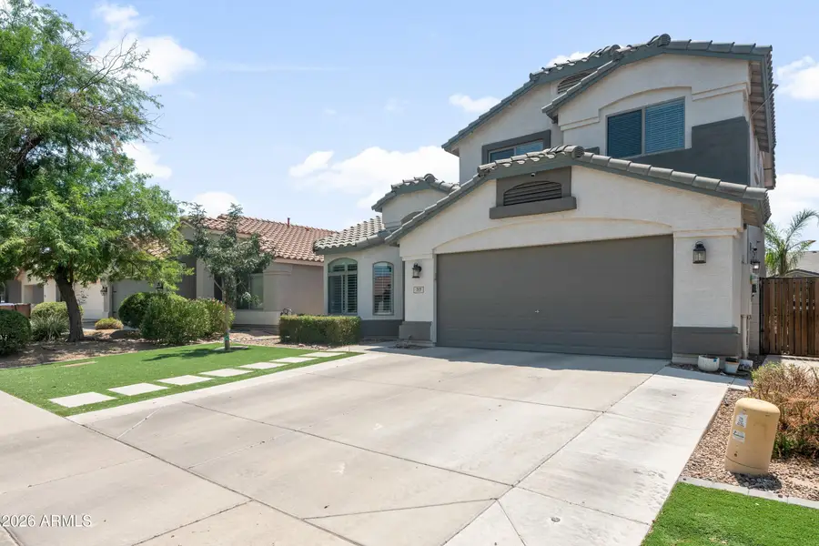 717 E Leslie Avenue, San Tan Valley, AZ 85140 - #3