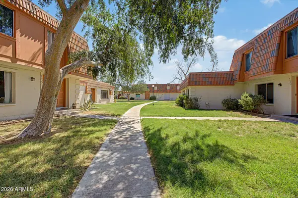7833 N 49th Avenue, Glendale, AZ 85301