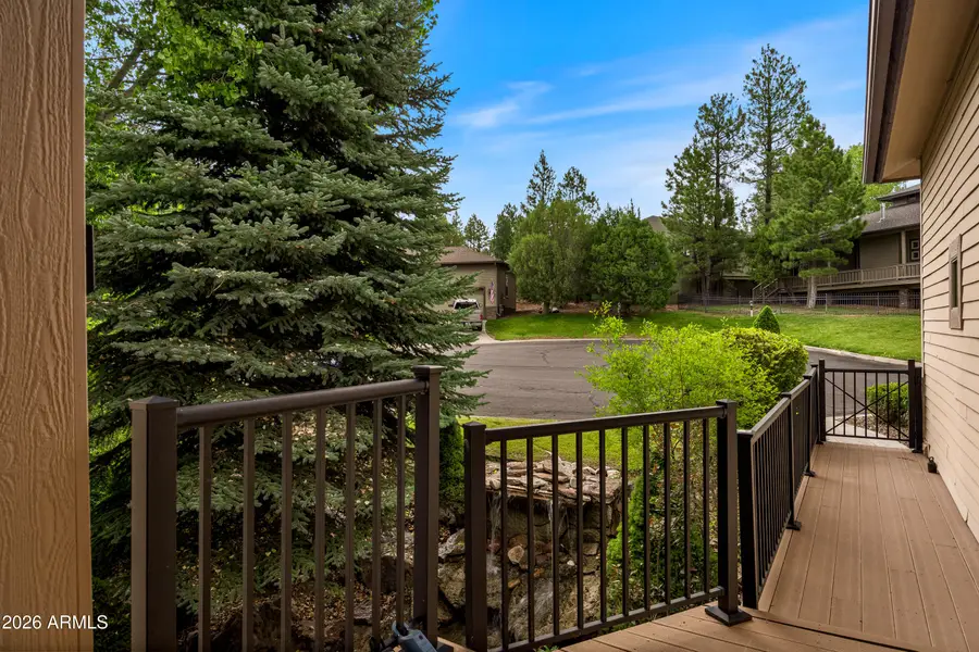 3101 W Simon Circle, Show Low, AZ 85901 - #3