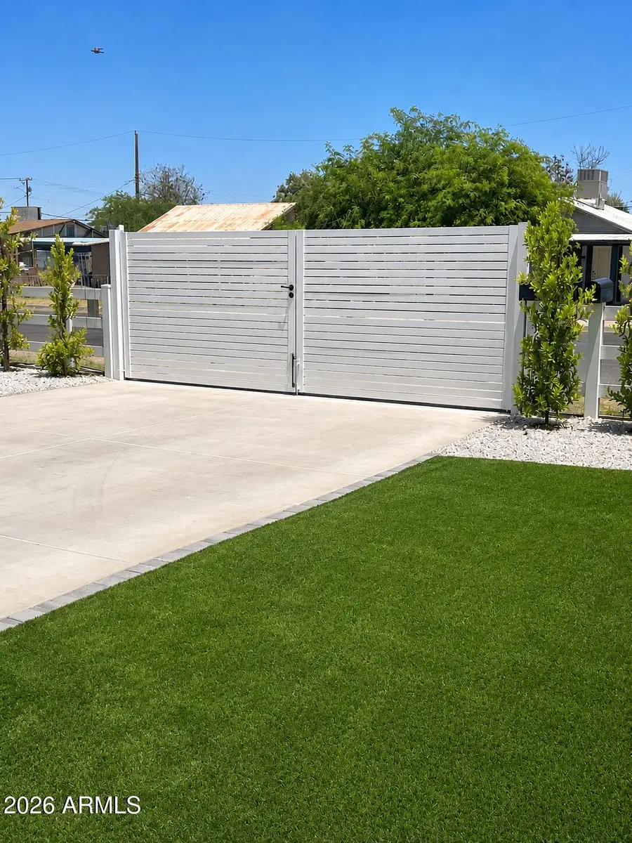 1724 S 1st Street, Phoenix, AZ 85004 - #3