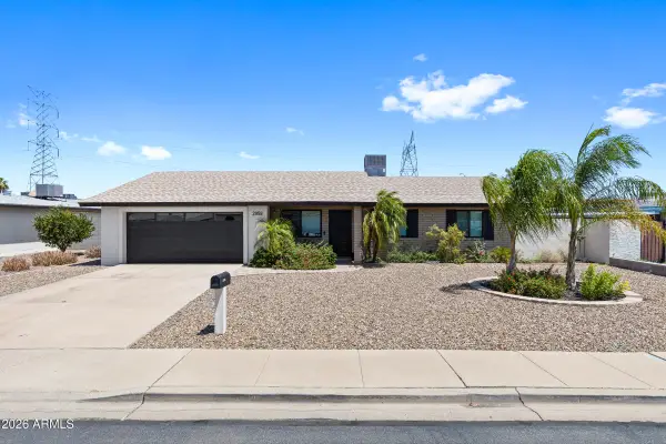 2958 E Contessa Street, Mesa, AZ 85213