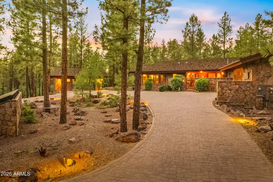 2901 N Creekside Drive, Flagstaff, AZ 86001 - #3
