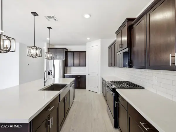 2595 E Vintage Drive, San Tan Valley, AZ 85143