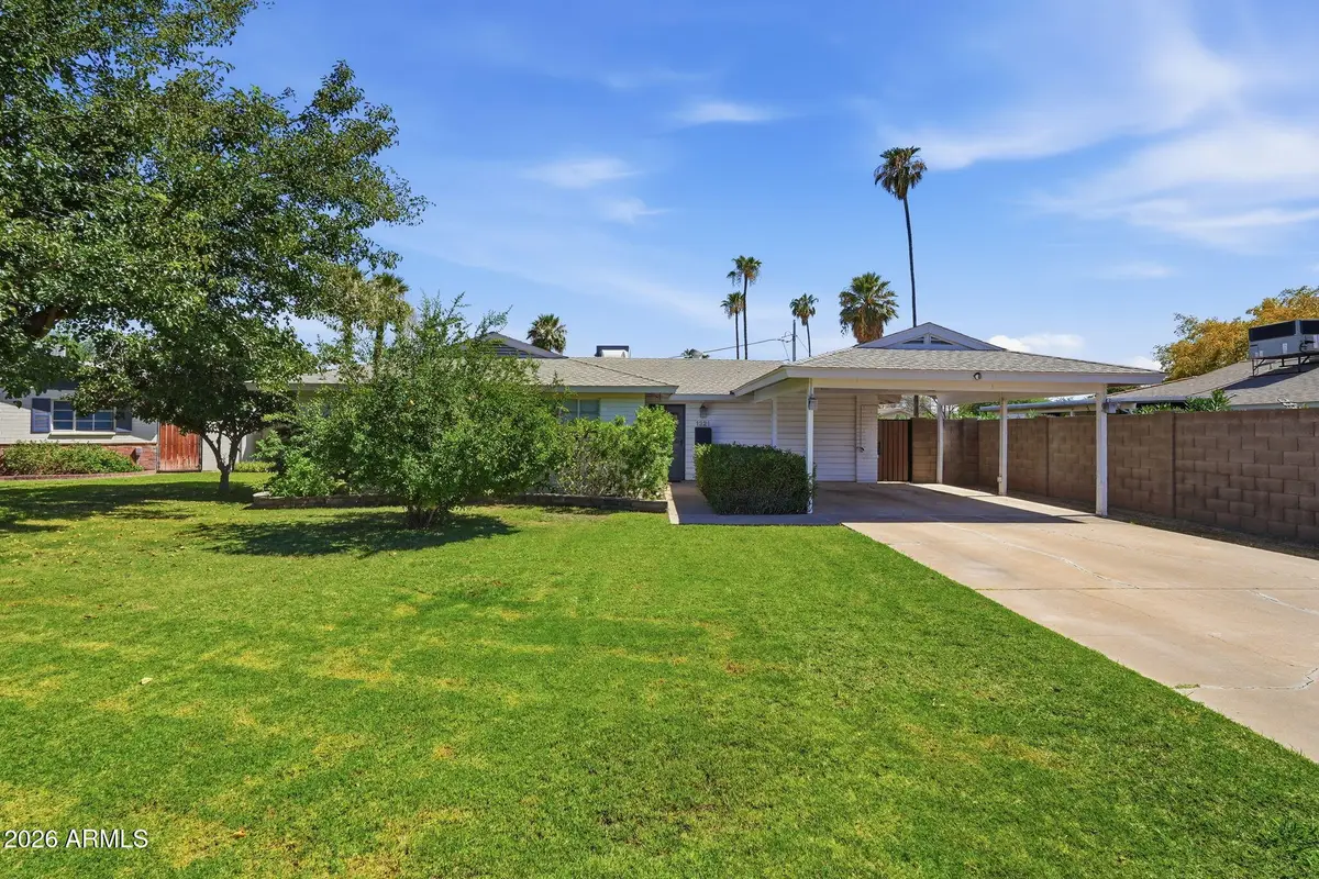1321 E Earll Dr Drive, Phoenix, AZ 85014 - #1