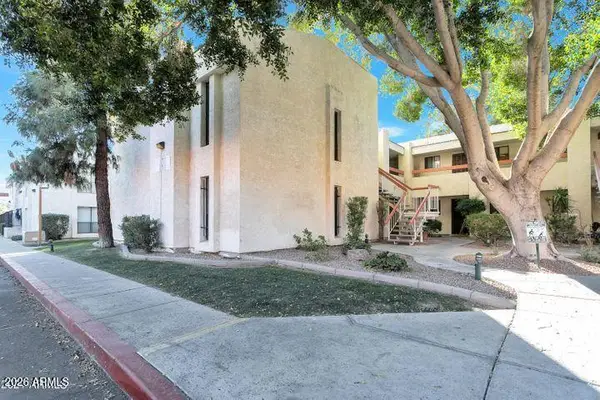 3119 W Cochise Drive #136, Phoenix, AZ 85051