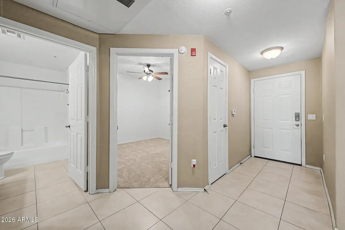 920 E Devonshire Avenue #2024, Phoenix, AZ 85014 - #1