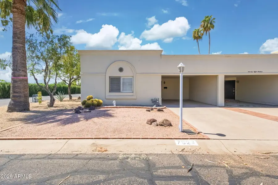 7823 E Bonnie Rose Avenue, Scottsdale, AZ 85250 - #3