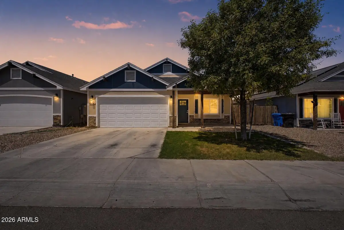5034 S 11th Place, Phoenix, AZ 85040 - #1