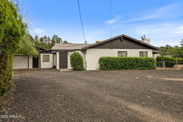 2819 Pine Hill Drive, Overgaard, AZ 85933