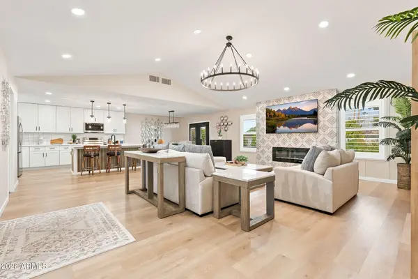 25245 S Truro Drive, Sun Lakes, AZ 85248