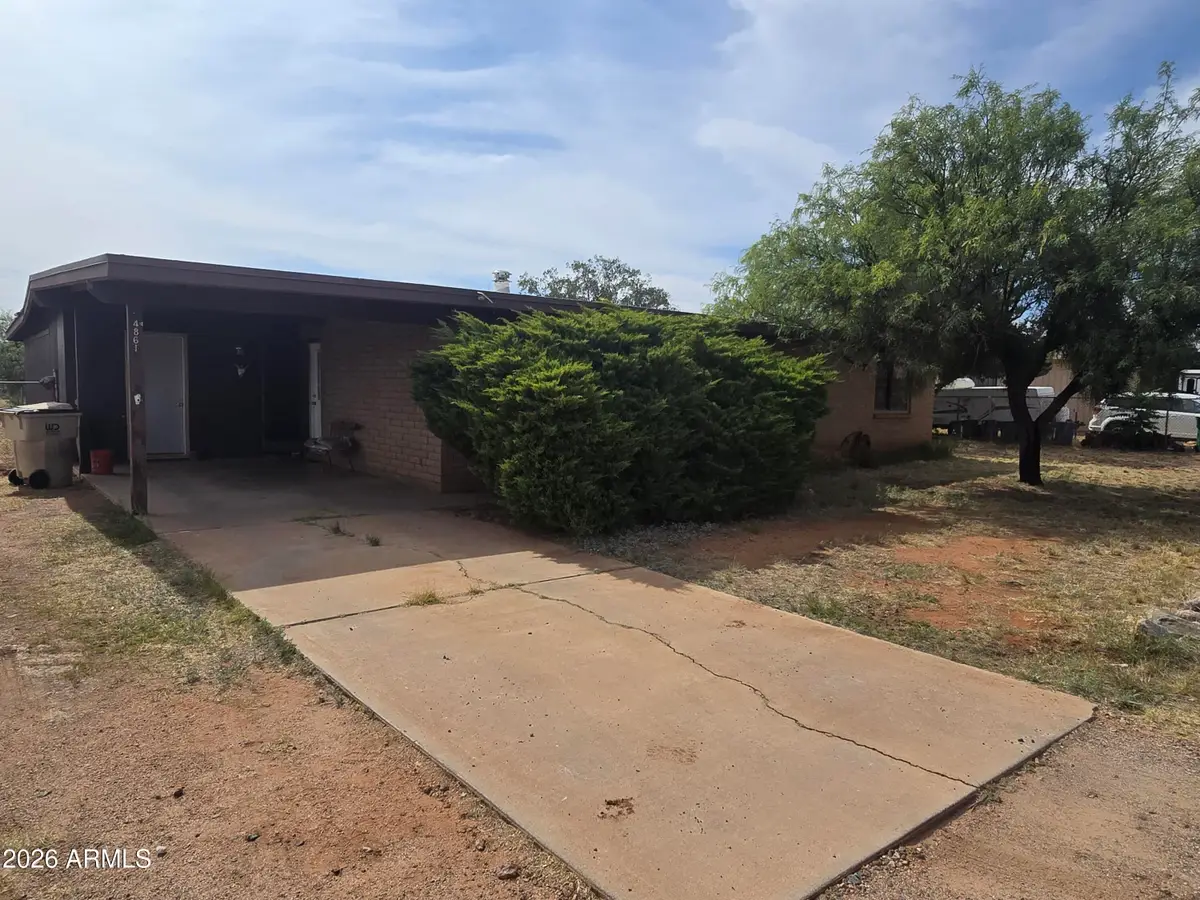4861 S San Juan Avenue, Sierra Vista, AZ 85650 - #1