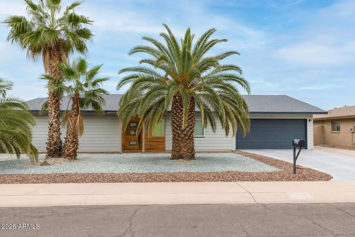 2413 W Anderson Avenue, Phoenix, AZ 85023 - #1