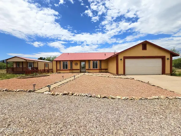 6754 S Jaxel Road, Hereford, AZ 85615