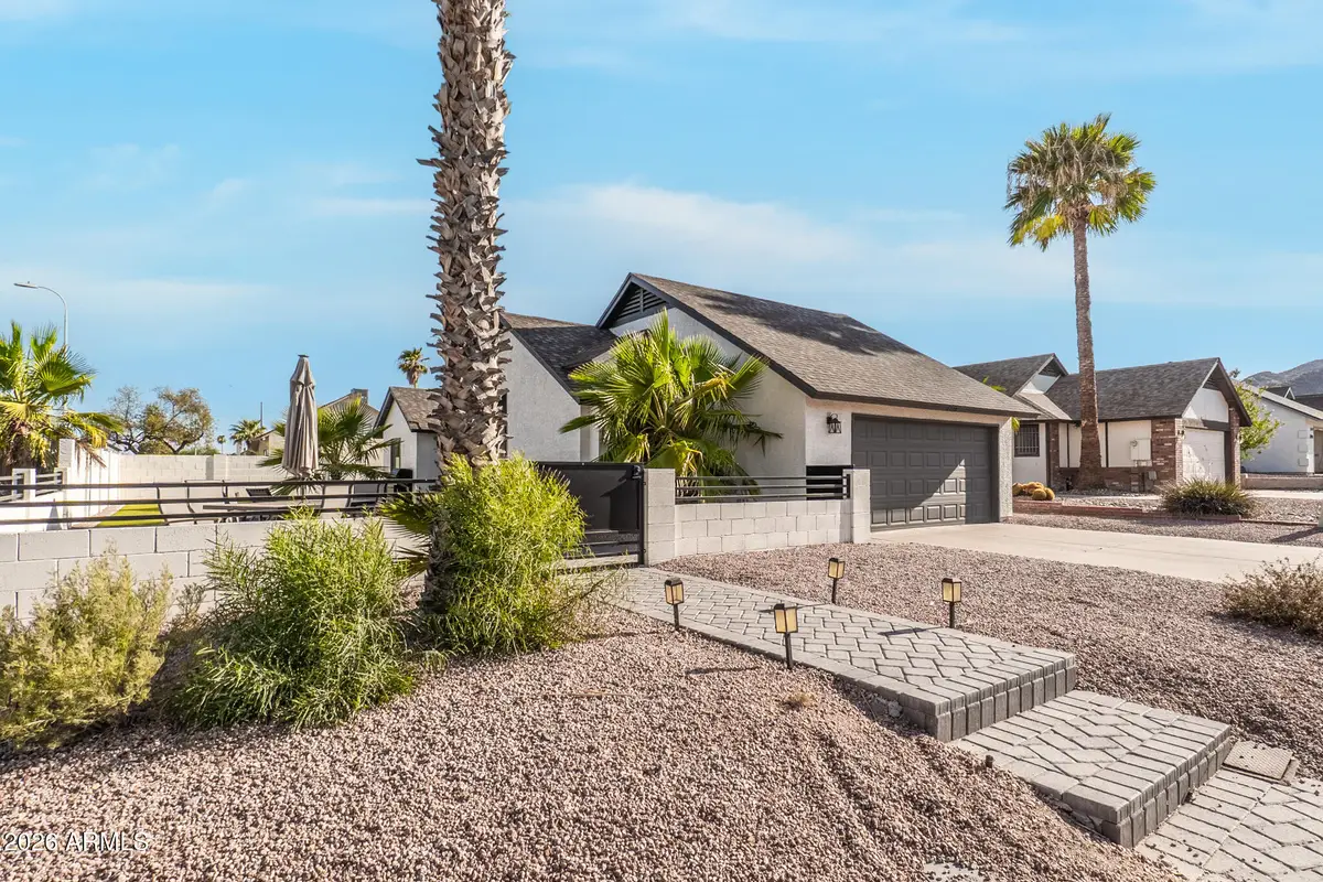 4129 E San Gabriel Avenue, Phoenix, AZ 85044 - #1