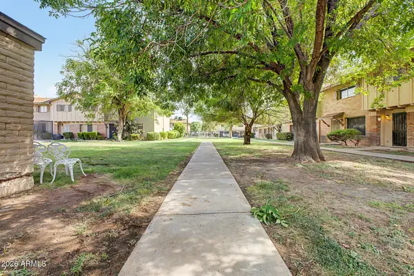 4310 W Ocotillo Road, Glendale, AZ 85301