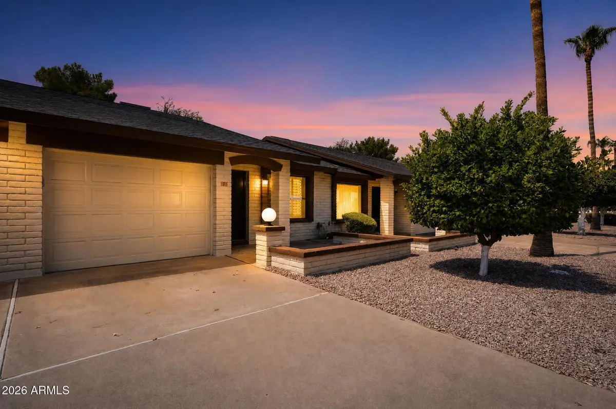 2064 S Farnsworth Drive #7, Mesa, AZ 85209 - #1