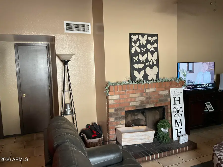 8805 W Vale Drive, Phoenix, AZ 85037 - #3